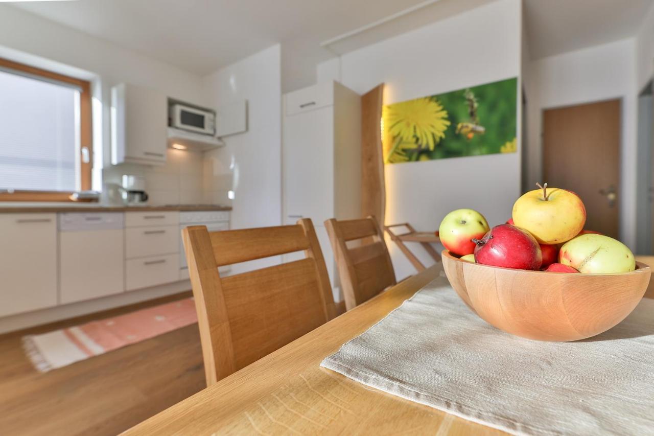 Kronhofer - Apartments & Erlebnis-Imkerei Hermagor-Pressegger See Exteriér fotografie